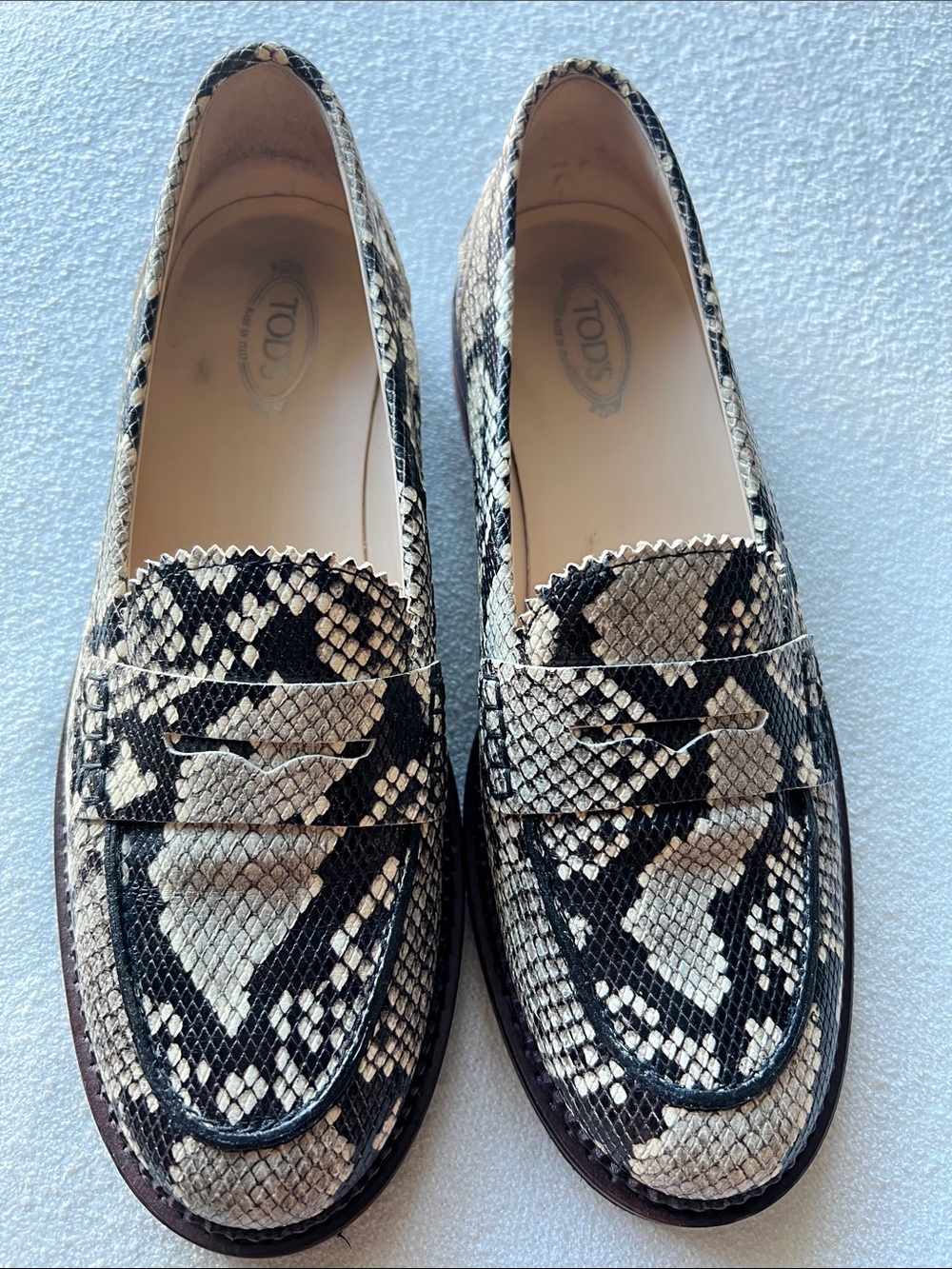 Tod's Snake-Print Leather Penny Loafers in Black and Cream